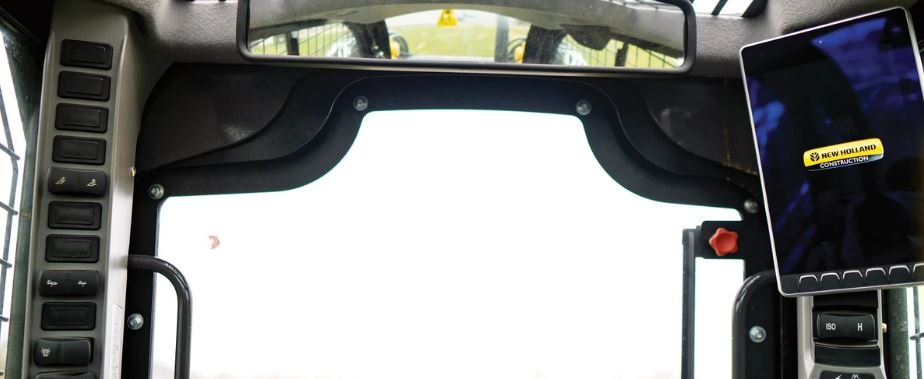 New Holland L328 Skid Steer Loaders