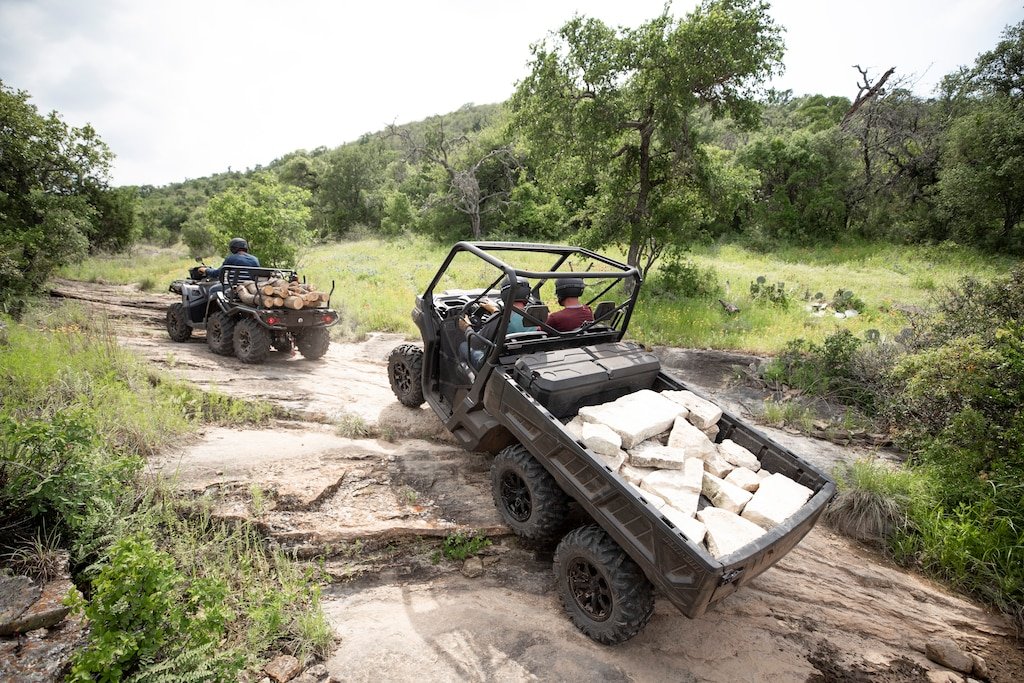 Can Am Defender 6x6 DPS HD10
