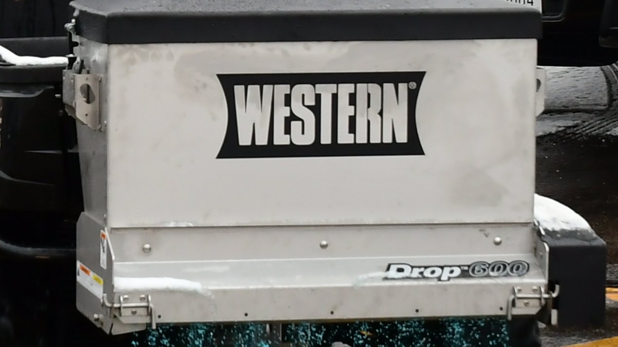 WESTERN® DROP™ 250 & 600 Stainless Steel Drop Spreader