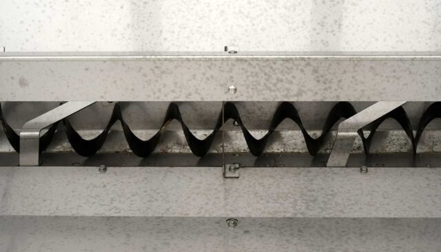 SnowEx® S150C / S150A Renegade™