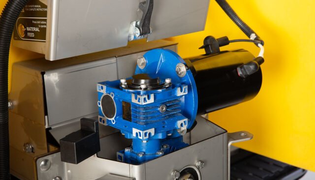 SnowEx® P220A Renegade™ Poly