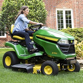 John Deere X330 Lawn Tractor with 48 inch Deck