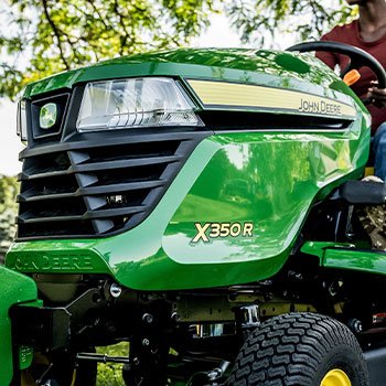 2025 John Deere X370