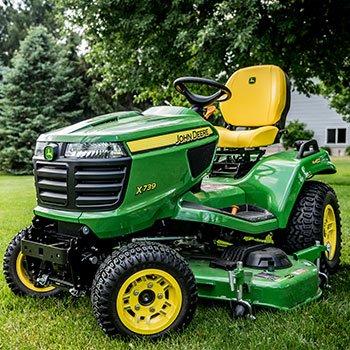 2024 John Deere X739
