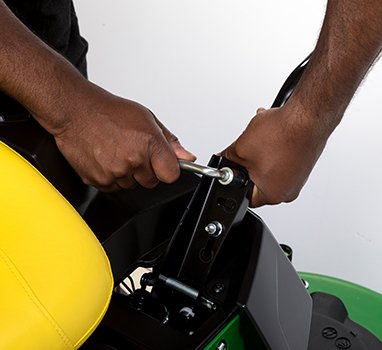 2024 John Deere Z320M