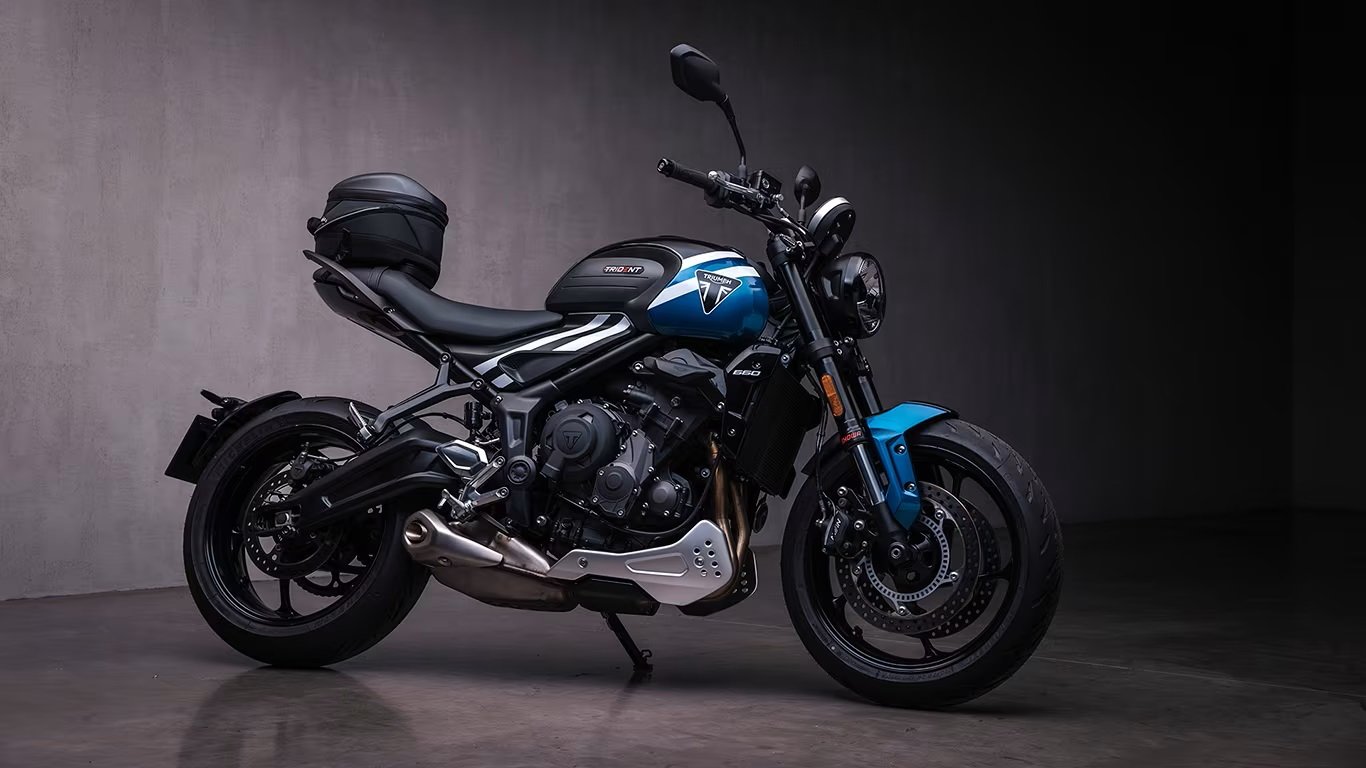 2025 Triumph NEW TRIDENT 660 Cobalt Blue / Sapphire Black