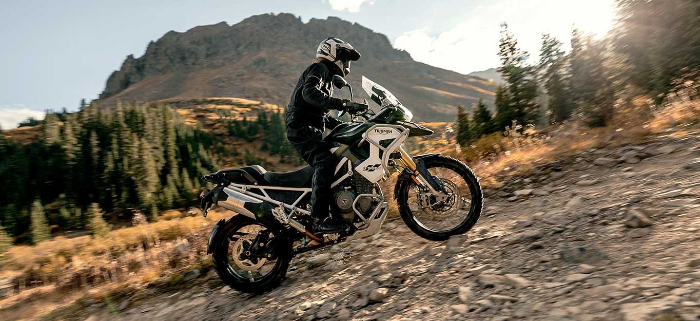 2025 Triumph TIGER 1200 RALLY PRO MATTE KHAKI GREEN