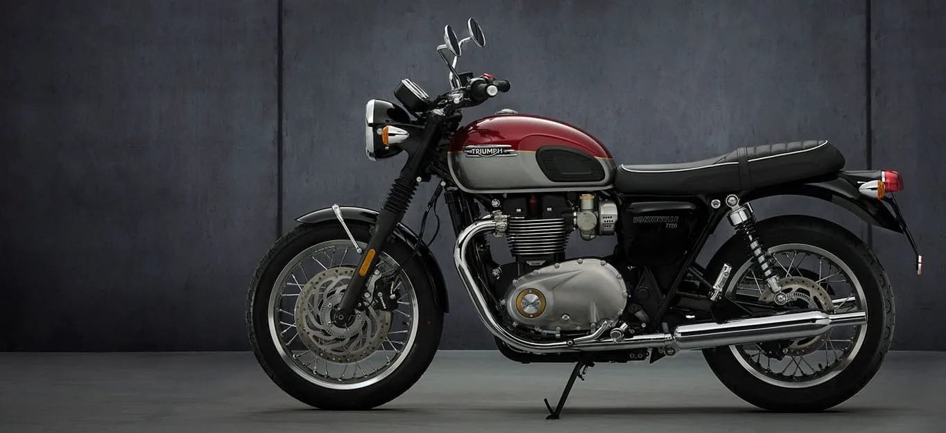 2025 Triumph BONNEVILLE T120 BLACK JET BLACK