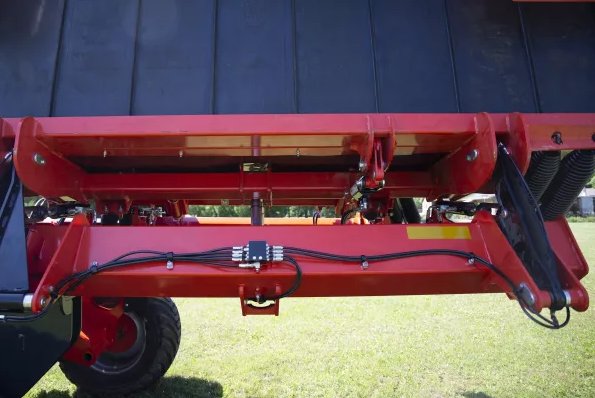 Kuhn MM 890