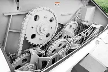 Kuhn SLC 126 10 BOLT TRAILER