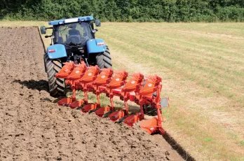 Kuhn Vari Leader Series