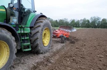 Kuhn VARI CHALLENGER 9