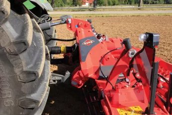 Kuhn HR 3040