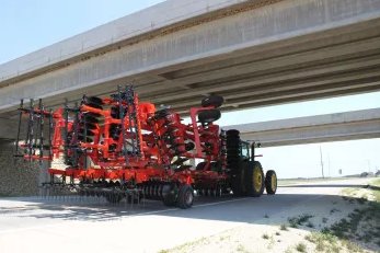 Kuhn 8220 Tandem 22W