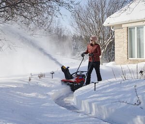 Toro 21 in. (53 cm) Power Clear® 721 E Gas Snow Blower