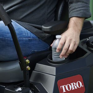Toro 34 (86 cm) TimeCutter® Zero Turn Mower
