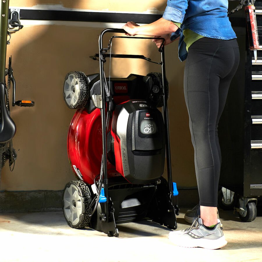 Toro 60V Max* 21 in. (53 cm) Recycler® Push Lawn Mower Battery Not Included