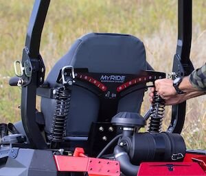 Toro 2000 Series MyRIDE® HDX 60 in. (152 cm) 23.5 hp 726cc