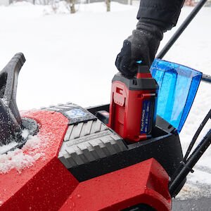 Toro 21 in. (53 cm) 60V MAX* (7.5Ah + 2.5Ah) Electric Battery Power Clear® Self Propel Snow Blower