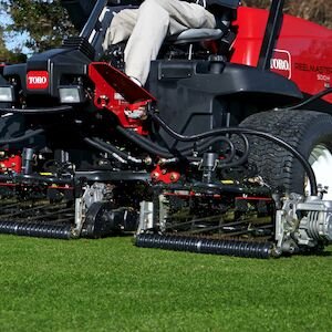 Toro Reelmaster® 5010 H 100 (254 cm) Cutting Width