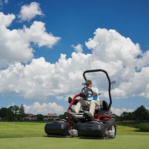 Toro Greensmaster® eTriFlex™ 3370