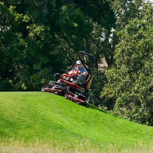 Toro Groundsmaster® 3500 D Diesel Powered with Sidewinder