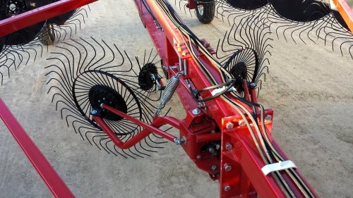 H&S HC7116 16 Wheel Hi Capacity Rake