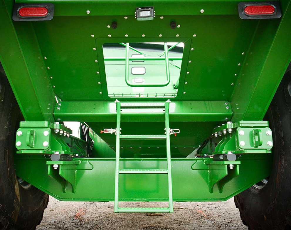 Brandt 820XT Grain Cart