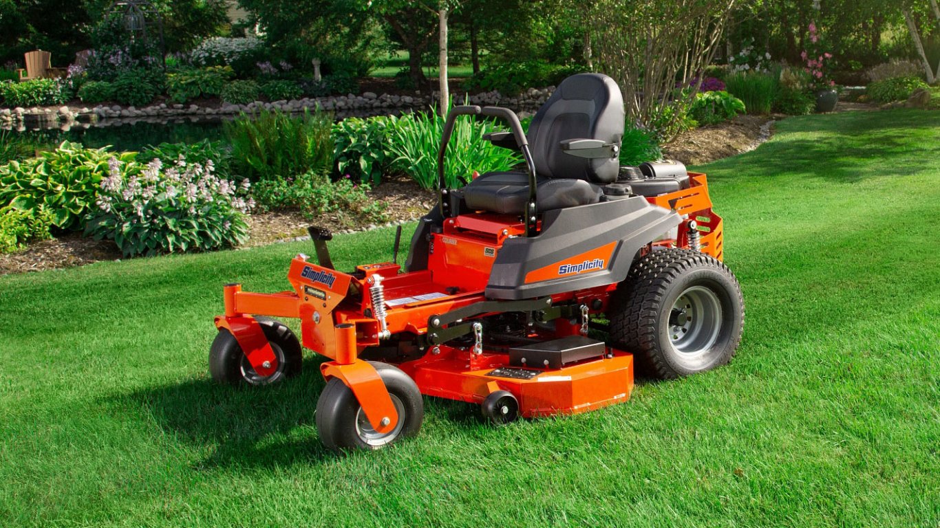 Simplicity Courier XT Zero Turn Mower