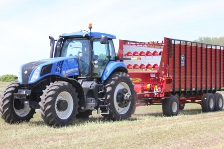 Meyer Manufacturing RT600 Front Unload Forage Box