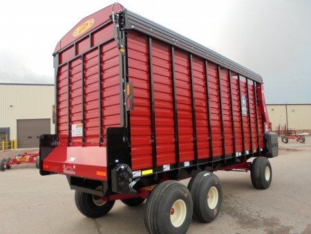 Meyer Manufacturing RTX200 Front & Rear Unload Forage Box