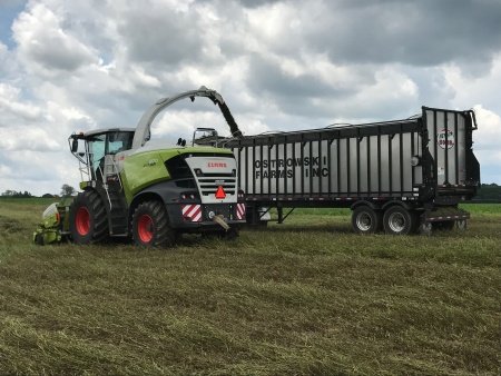 Meyer Manufacturing 9100 RT BOSS Semi Ag Trailer