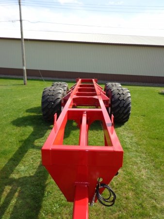 Meyer Manufacturing HFX2800 Tandem Trailer / High Floation Suspension Axle 28 Ton