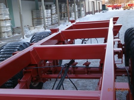 Meyer Manufacturing XTSS4500+ Tridem Trailer / Suspension Steer Trailer 45 Ton