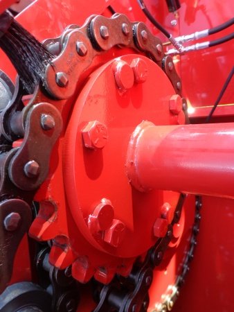 Meyer Manufacturing Meyer Poultry Litter Spreaders