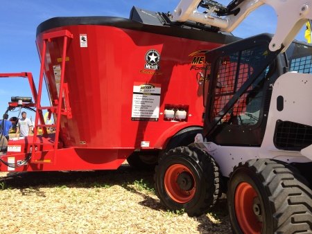 Meyer Manufacturing Twin Screw Small Family