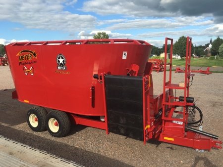 Meyer Manufacturing Twin Screw Medium Family