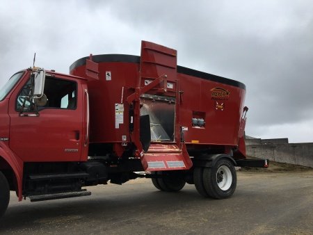 Meyer Manufacturing Twin Screw Medium Family / Truck Mount