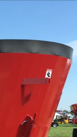 Meyer Manufacturing Twin Screw Large Family / Truck Mount