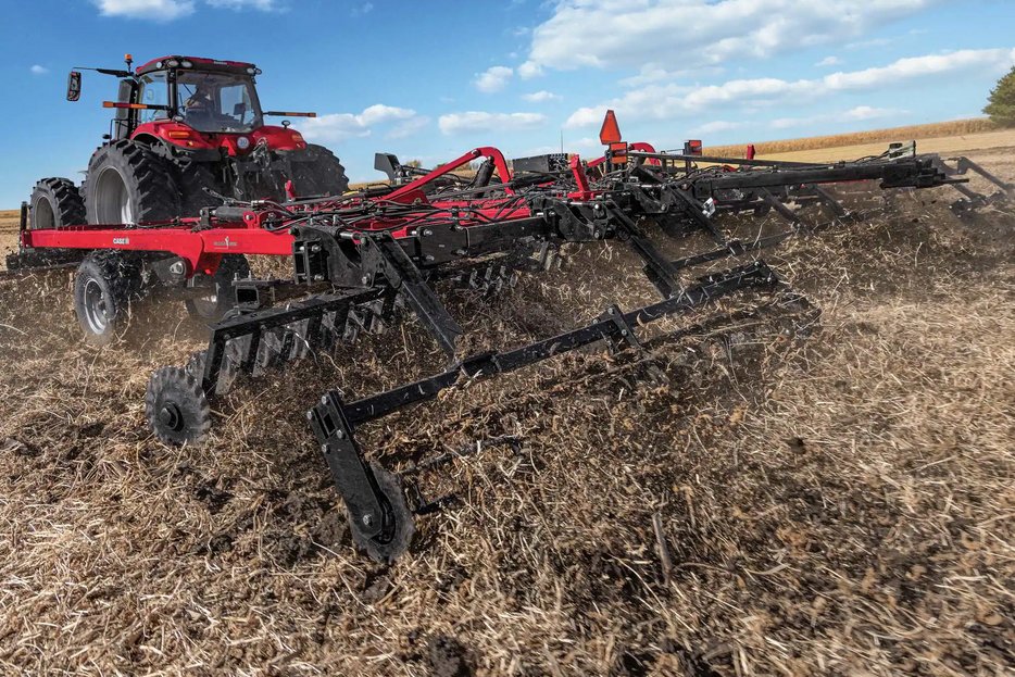 https://assets.cnhindustrial.com/caseih/NAFTA/NAFTAASSETS/Products/Tillage/Vertical-Tillage/VT-Flex-435/VT_Flex_435_0214_12-22.jpg