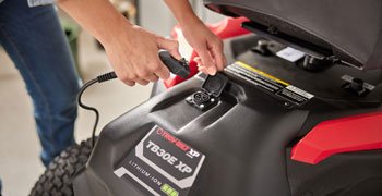 Troy Bilt TB30E XP Battery Powered Compact Riding Mower 33AA27JDB66