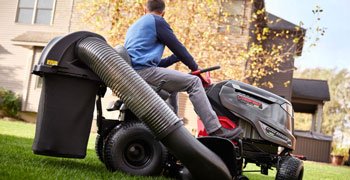 Troy Bilt Super Bronco™ 42E XP Battery Powered Riding Mower Features 33ABA7KSB66