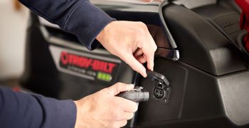 Troy Bilt Super Bronco™ 42E XP Battery Powered Riding Mower Features 33ABA7KSB66