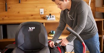 Troy Bilt Mustang™ Z42E XP Battery Powered Zero Turn Mower 34ABB2CSB66