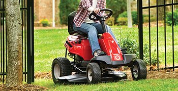 Troy Bilt TB30T Compact Riding Lawn Mower 13A726JDA66