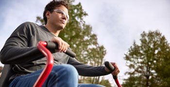 Troy Bilt Mustang™ Z42E XP Battery Powered Zero Turn Mower 34ABB2CSB66