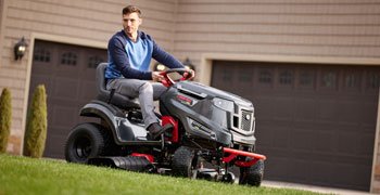Troy Bilt Super Bronco™ 42E XP Battery Powered Riding Mower 33ABA7KSB66