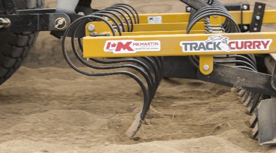 MK Martin Track Curry TC 8