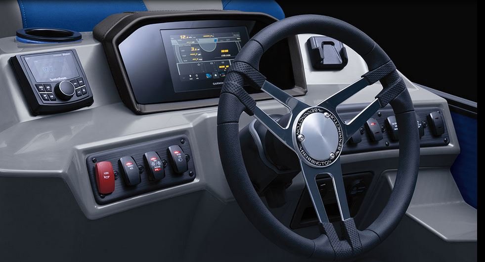 2026 Bennington S Line 21 S STERN RADIUS QUAD BENCH