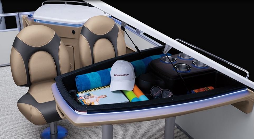 2026 Bennington SX Line 22 SX Swingback